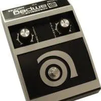 Seminal, vintage pedals: Ampeg’s Scrambler – by Gearphoria