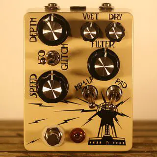 Hungry Robot – The Wardenclyffe LoFi Ambient Modulator