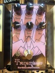 EarthQuaker Devices Transmisser Resonant Reverberator